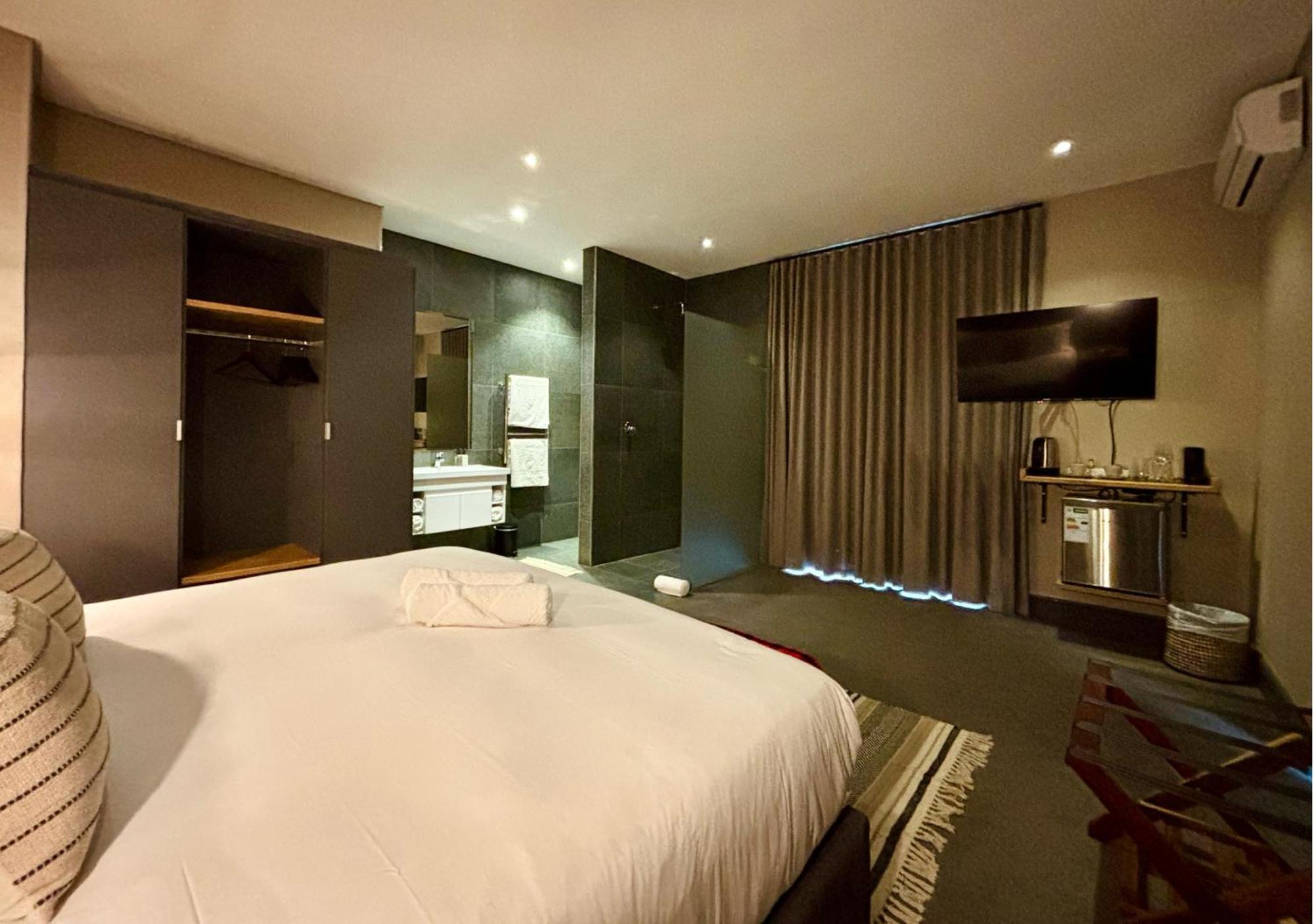 Blix Inn Guesthouse Стеленбош Екстериор снимка